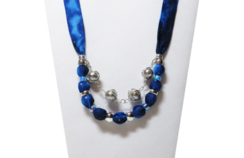 Christmas Necklace - blue